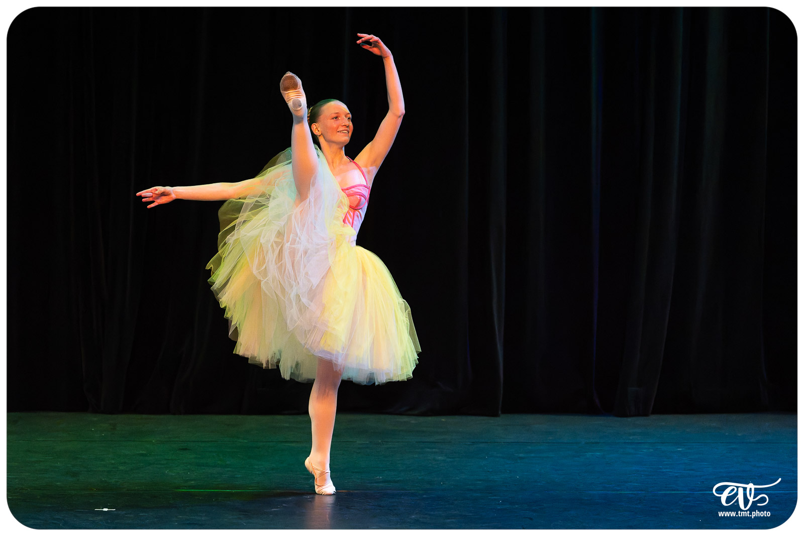 ECOLE DE DANSE CÉCILE ADAMOW